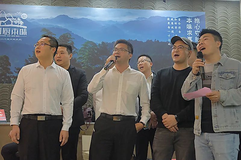 市場(chǎng)部合唱 市場(chǎng)部合唱